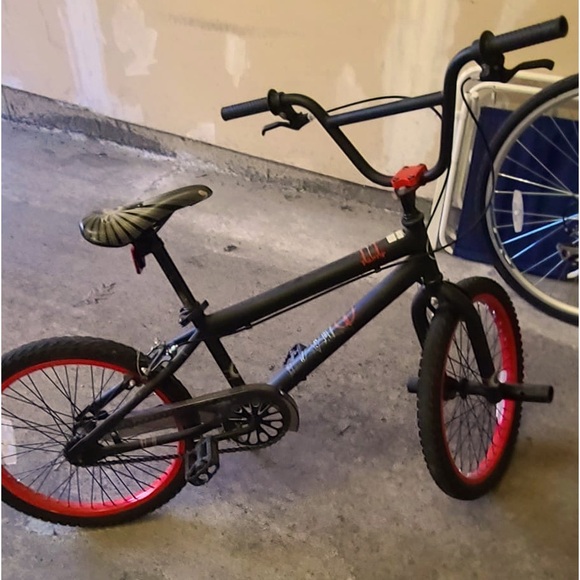 Bike - Picture 1 of 2